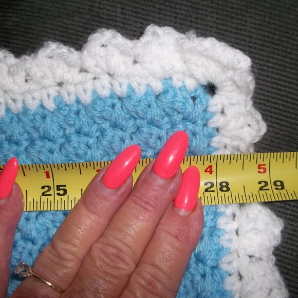 BABY BLANKET HANDMADE, CROCHET NEW, NEVER USED - Picture 6 of 6